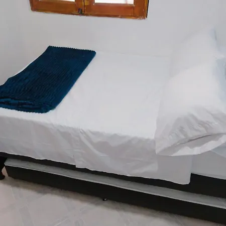 Confortable Habitacion En Apartamento Amoblado Jardin Exterior photo