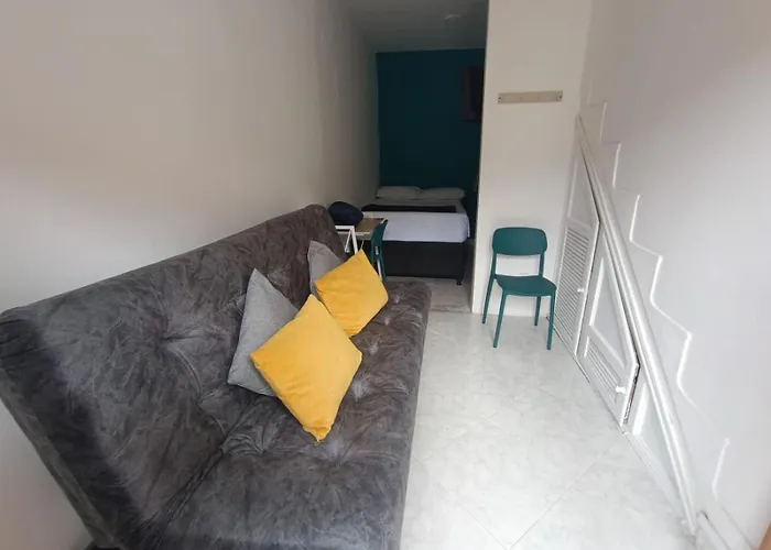 Confortable Habitacion En Apartamento Amoblado Jardin